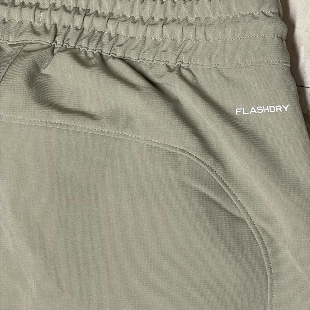 The North Face W Tekware Women's
Tea Green Joggers Size Small - Picture 9 of 16